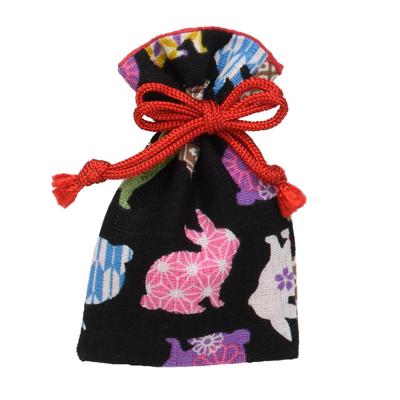 Hiranoya Amulet Bag, Drawstring, Power Stone, Salt, Dream Rabbit, Cute, Izumo Taisha [CreamPeachBlack] (Black)