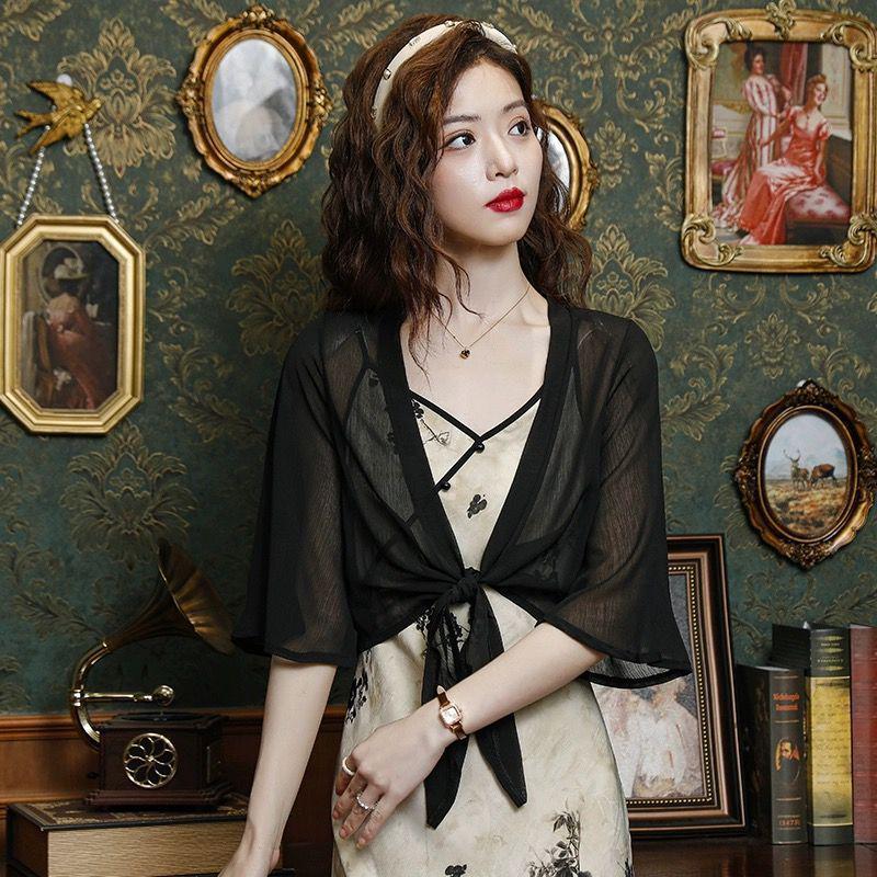 Women's Versatile Chiffon Shawl: Summer Sun Protection Mid-Sleeve Cardigan and Sleeveless Camisole Dress Set.