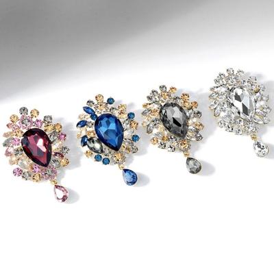 Kunstkristall-Brosche, glänzende Strass-Inlay-Brosche, Damen-Trend, eleganter Party-Schmuck, Accessoire, Hochzeitstag, Geschenk