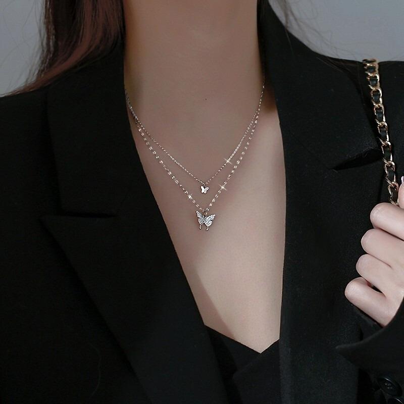 Hot Butterfly Double Layer Necklace Female Temperament Clavicle Chain