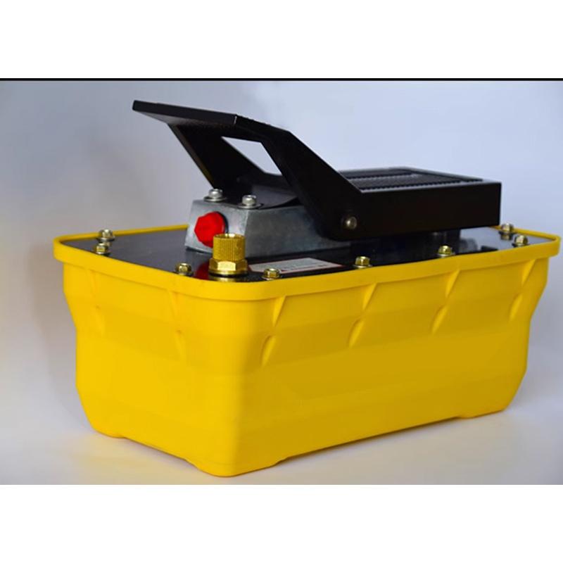 Pneumatic Hydraulic Pump Foot Operated Pump 70Mpa 2.3L Manual Pump Power Unit Air Driven Hydraulic Pump plastics Beam Corrector