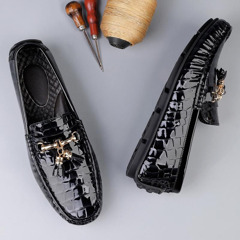 Neue Herren Business-Schuhe aus echtem Leder Urlaubs-Freizeit-Loafer für Büro, Reisen, Fahrerschuhe Mann Außensohle Formelle flache Schuhe
