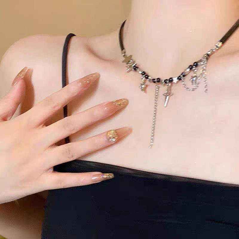 2024 Vintage Double-Layer Pearl Necklace with Heart Pendant