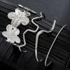 Conjunto de 4 Peças/Conjunto de Pulseiras Metálicas com Flores e Linhas em Relevo para Mulheres Senhoras Simplicidade Exagerada Conjunto de Pulseiras Acessórios de Joias para Férias
