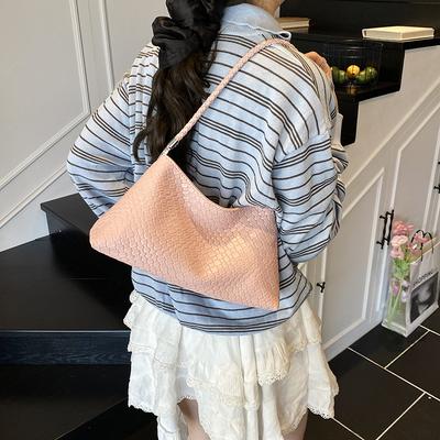Casual Simple Single Shoulder Underarm Bag Niche Design Woven Bag Women's Versatile Work Hand Carrying Bucket Bag