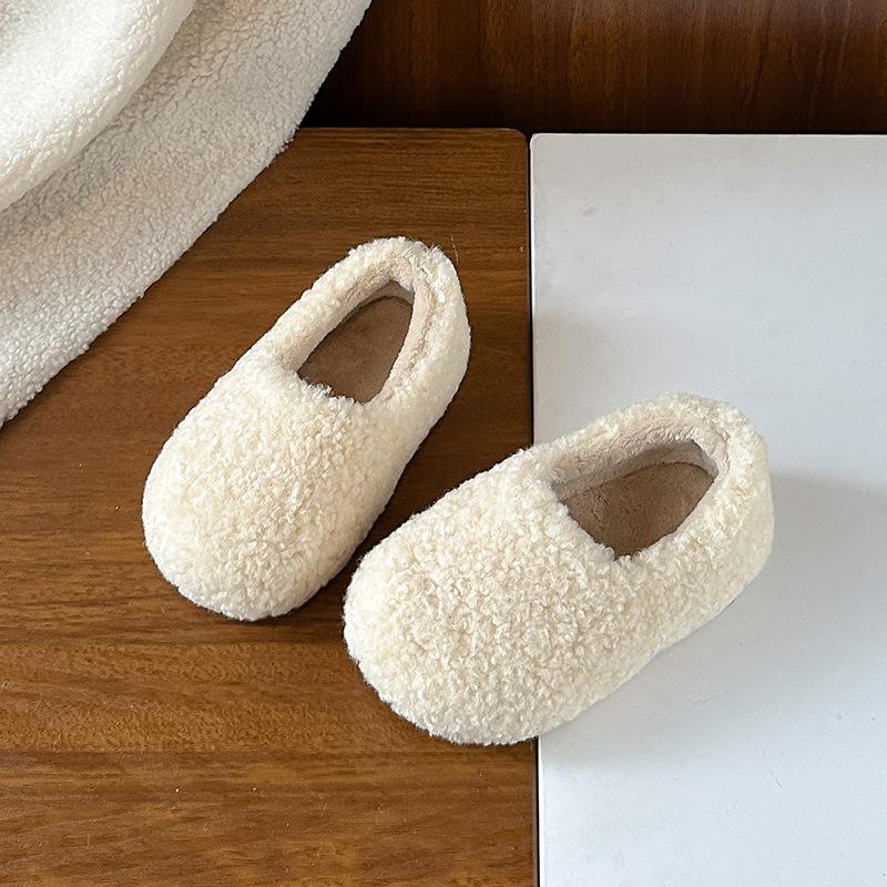 Children's plush cotton shoes with extra lining and thickness for winter, suitable for indoor and outdoor use, solid color, parent-child matching