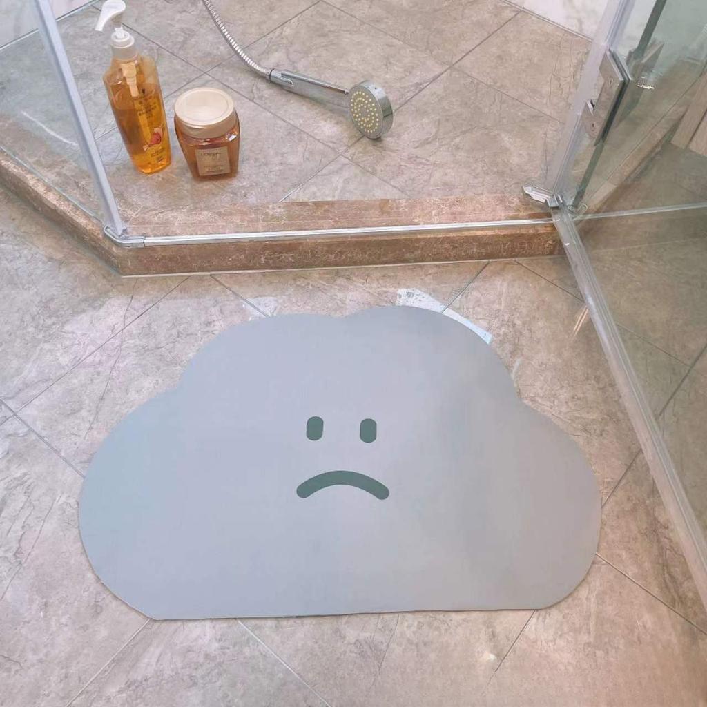 Cute Cloud Diatomaceous Earth Carpet In The Bathroom, Cartoon Thick Anti Slip Quick Drying and Absorbent Floor Mat
