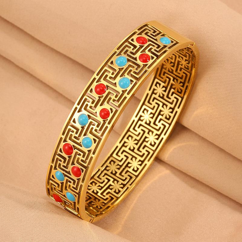 Chinese Style Red and Sapphire Light Luxury Retro Palace Style Elegant Bracelet for Sale 17CM