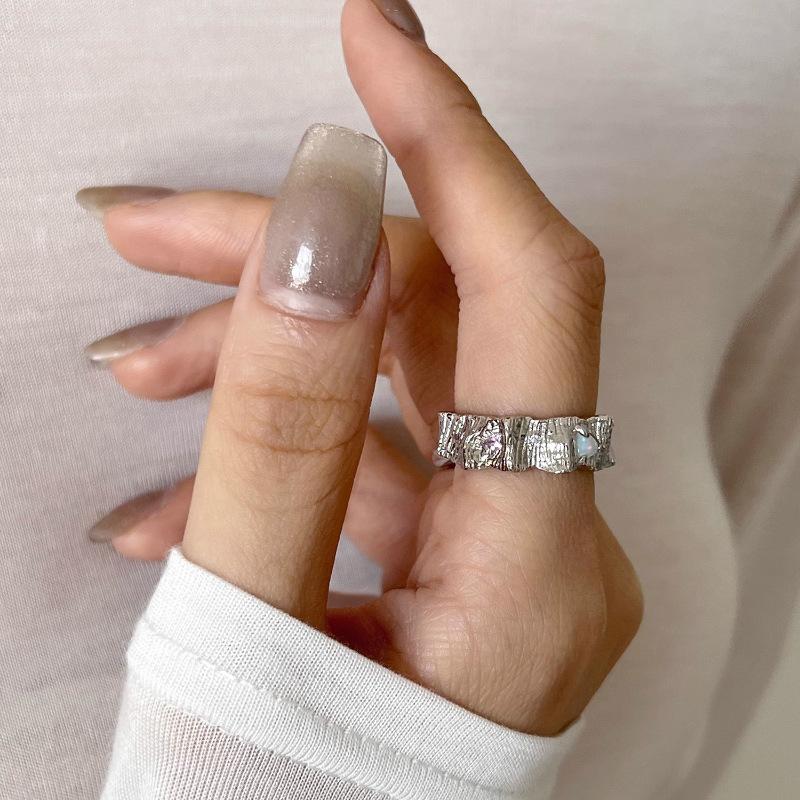 Adjustable Womens Stylish Ring Crafted From Copper With Eyecatching Geometric Design Colors And