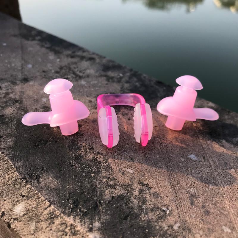 Silikon Set med Simklämma för Näsan & Öronproppar - Vattenskydd, 4 Färger