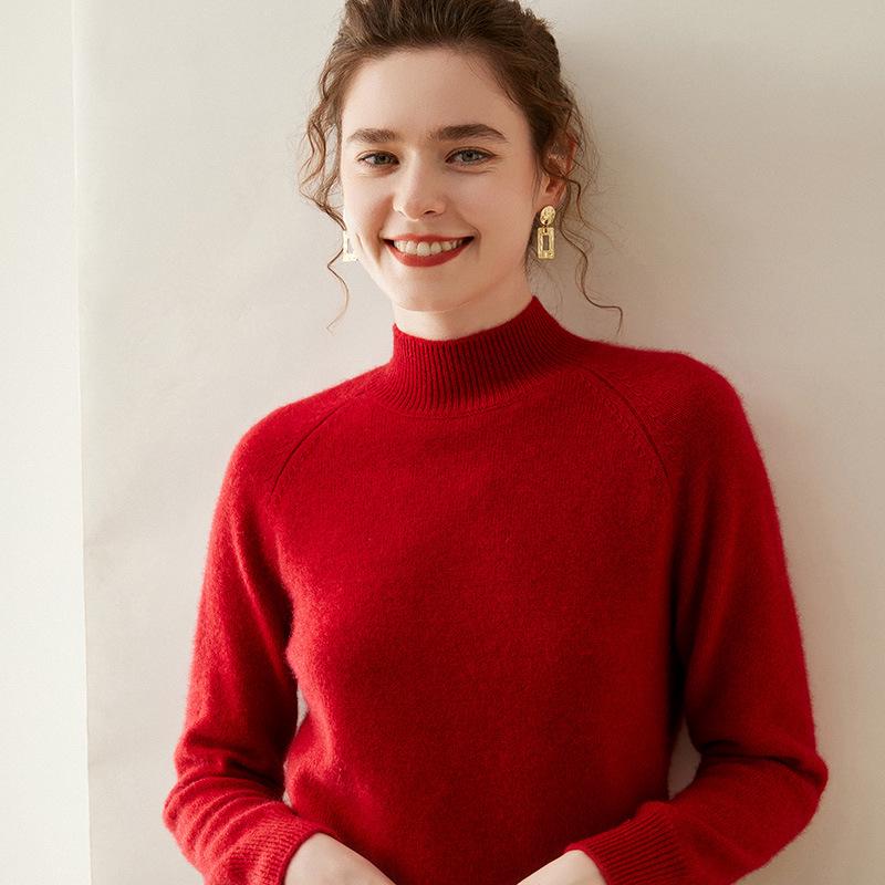 Women's 2024 Winter Cashmere Pullover: Thickened, Skin-Friendly, Half-High Collar, Raglan Sleeves, Loose Fit Sweater.