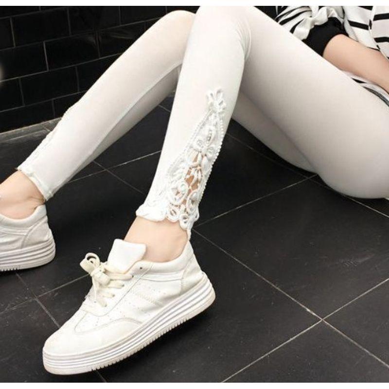 

Кружевные леггинсы с высокой талией и эластичными штанинами Кружевные леггинсы с высокой талией, эластичные, облегающего кроя white XL