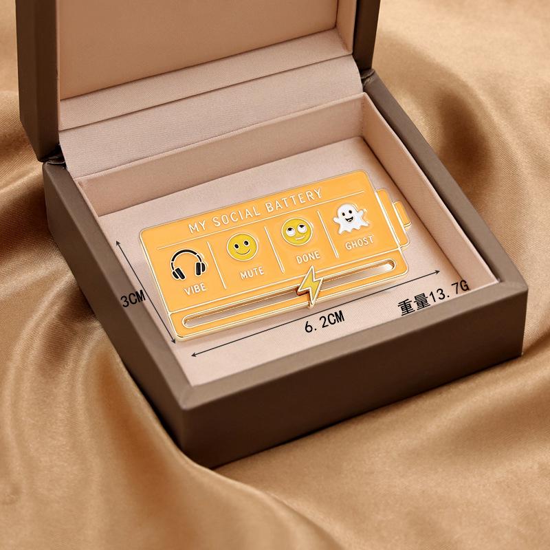 Mood-Changing Energy Brooch: Customizable Social Battery Alloy Pin
