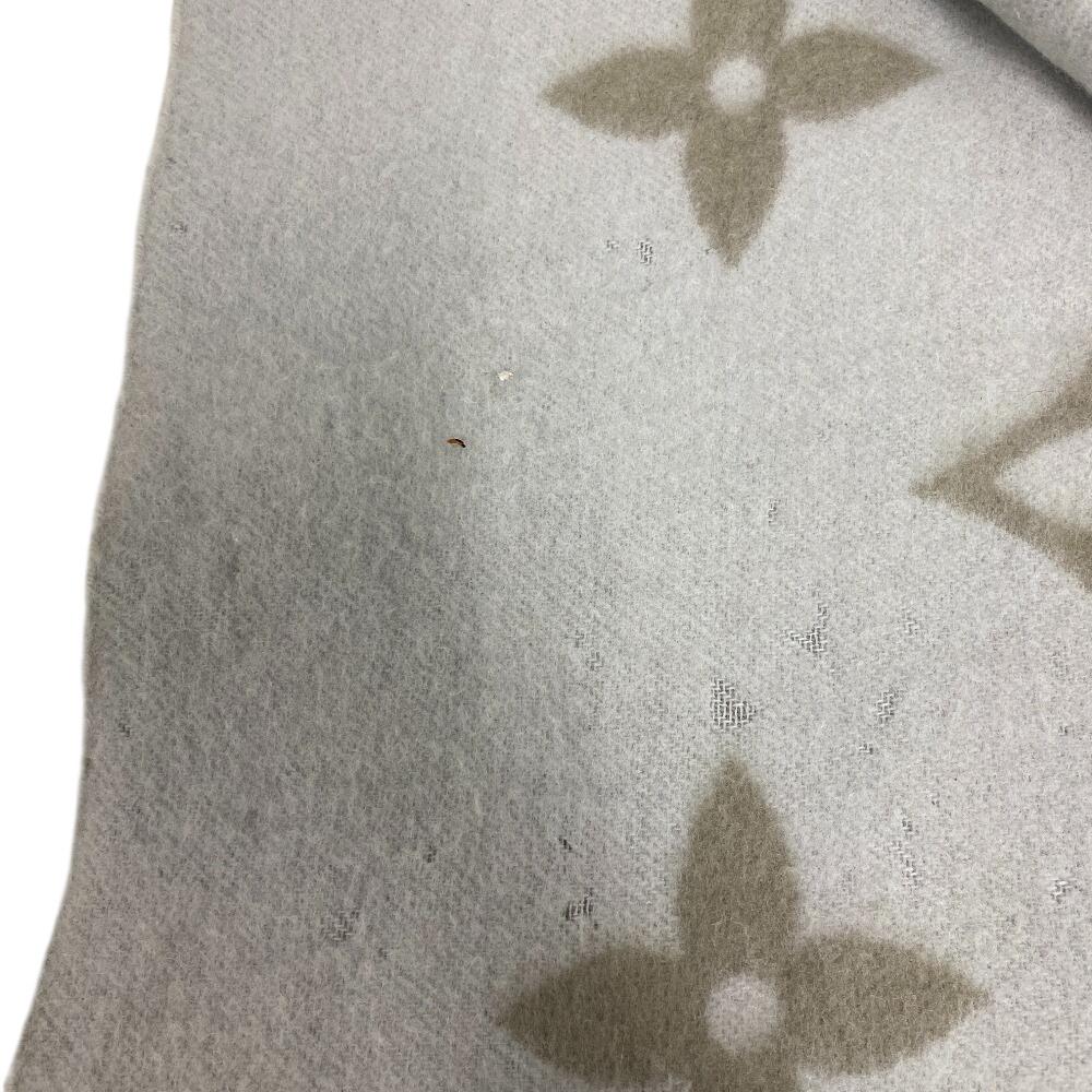 LOUIS VUITTON M70462 cashmere Escalp Scarf beige cashmere Used