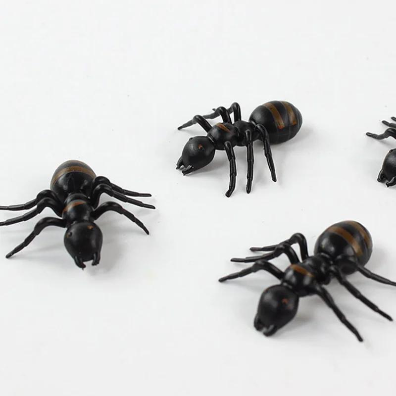 10 Stück Kreative Scherzartikel für den 1. April Gruselige Spoof Interaktionsspielzeuge Neuheit Halloween Fake Riesenameisen-Spielzeug Lustiges Realistisches Scherz-Insektenmodell