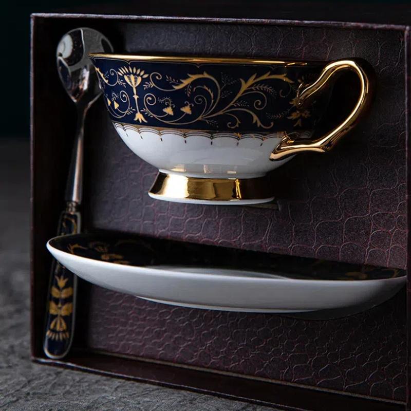 Vintage Bone Porcelain European Coffee Cup Set Exquisite Ceramic Gift Dish Afternoon Tea and Coffeware Sets
