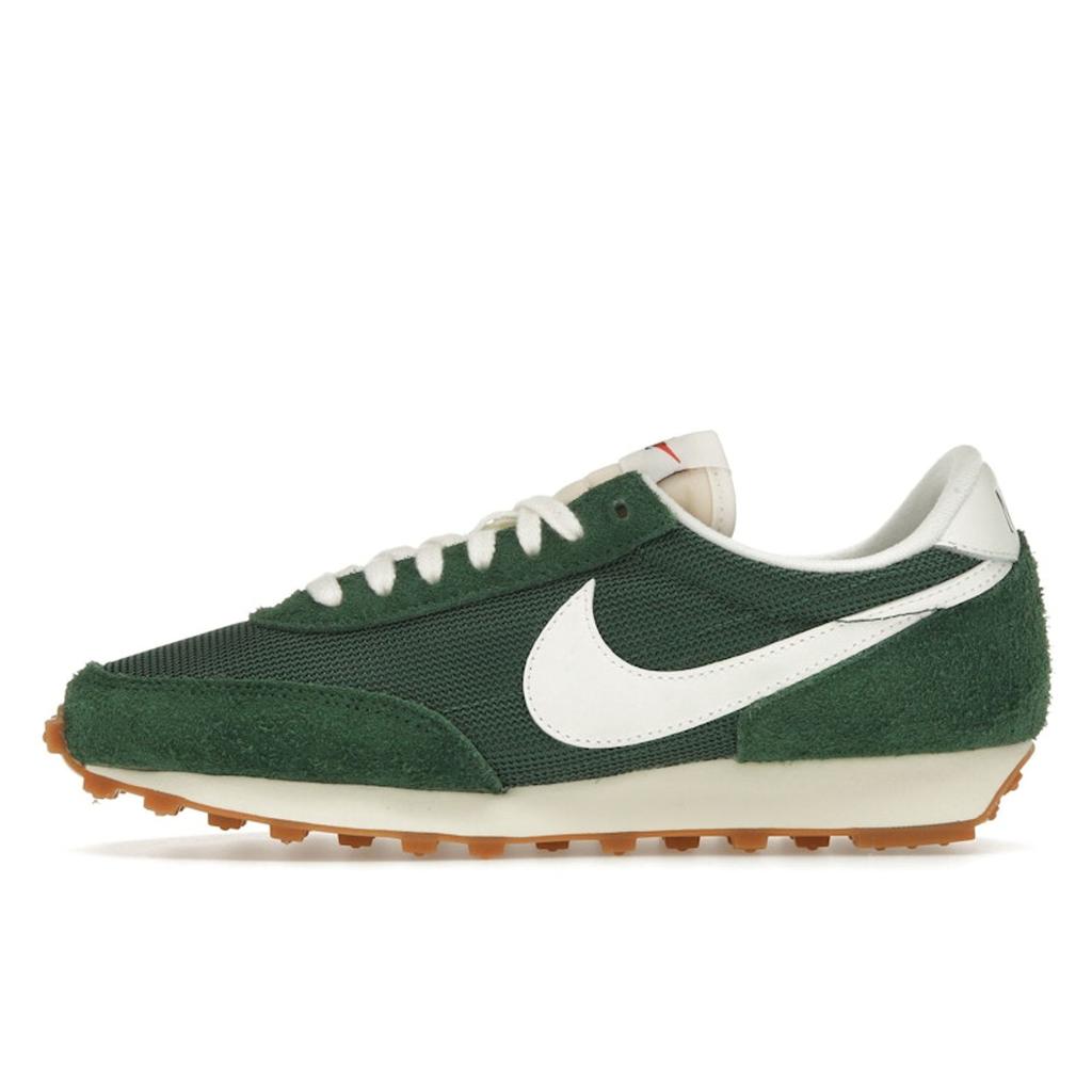 Nike Daybreak Vintage Fir Sneakers da donna verde cocco-latte gomma-marrone medio DX0751-301