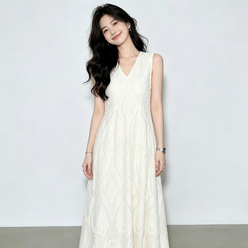French Design Temperament Vest Skirt Women's Clothing Summer New Loose Light Luxury White Dress Tide