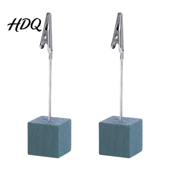 Solid Wood Memo Clip 2 Pcs Wooden Cube Base Holder with Clips Mini Table Water-based Paint Desk Accessory Number Stands for Name Cards Photos,