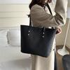 High-end Mother and Child Bag for Women with Large Capacity Simple and Fashionable Shoulder Bag Trendy Commuting Toy Bag