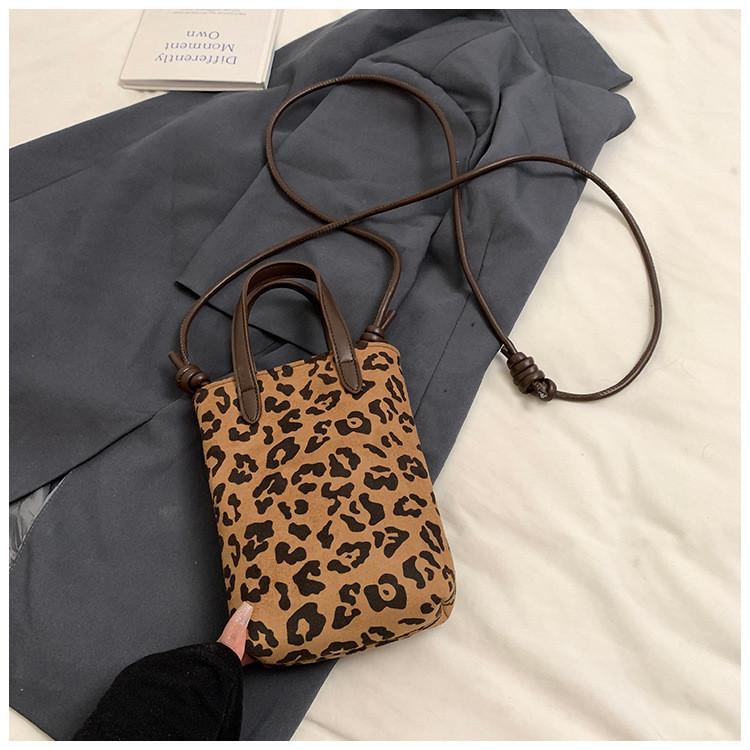 Ielgy Autumn Winter Retro Niche Leopard Print Bag All-Match Cross-Body Suede Suede Mobile Phone Bag