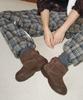 Khiho Boucle Buckle Shorts Winter Boots Brown