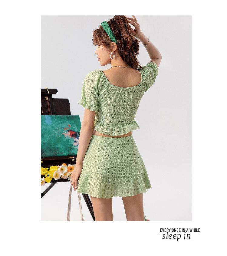 2024 Women's Two-Piece Swimsuit: Conservative, High-End, Slimming, Solid Color, Student Style