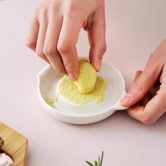 2Pcs Ceramic Grater Plate Set Ceramic Ginger Garlic Grater Plates with Olecranon Diversion Port Multipurpose Grinders for Juice Control