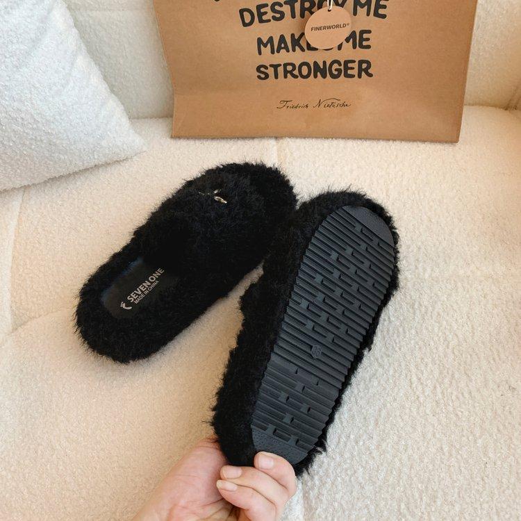 Cross fluffy slippers women wear autumn 2025 new versatile popular ins thick-bottomed cotton drag lazy slippers women