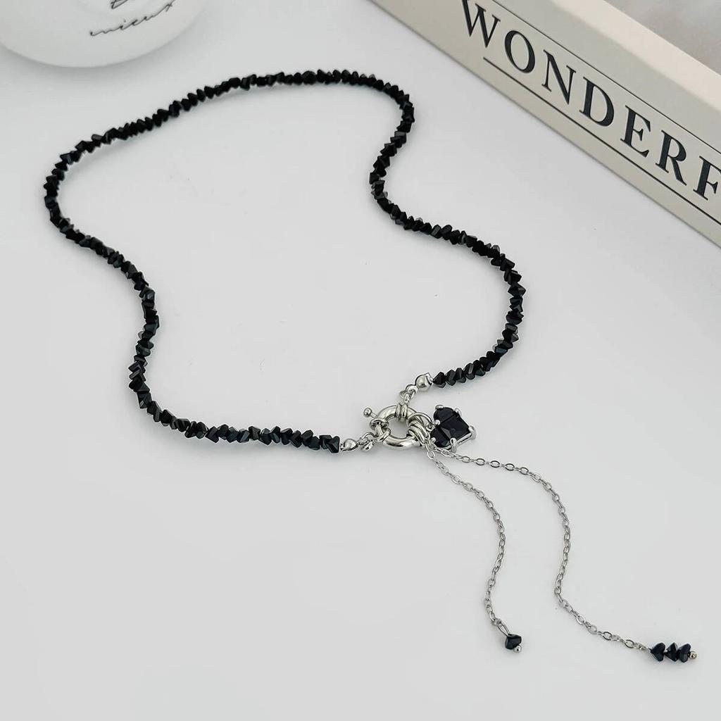 Salircon Vintage Black Heart Crystal Pendant Necklace Women Luxury Irregular Geometric Tassel Chain Choker Trendy Jewelry Gifts