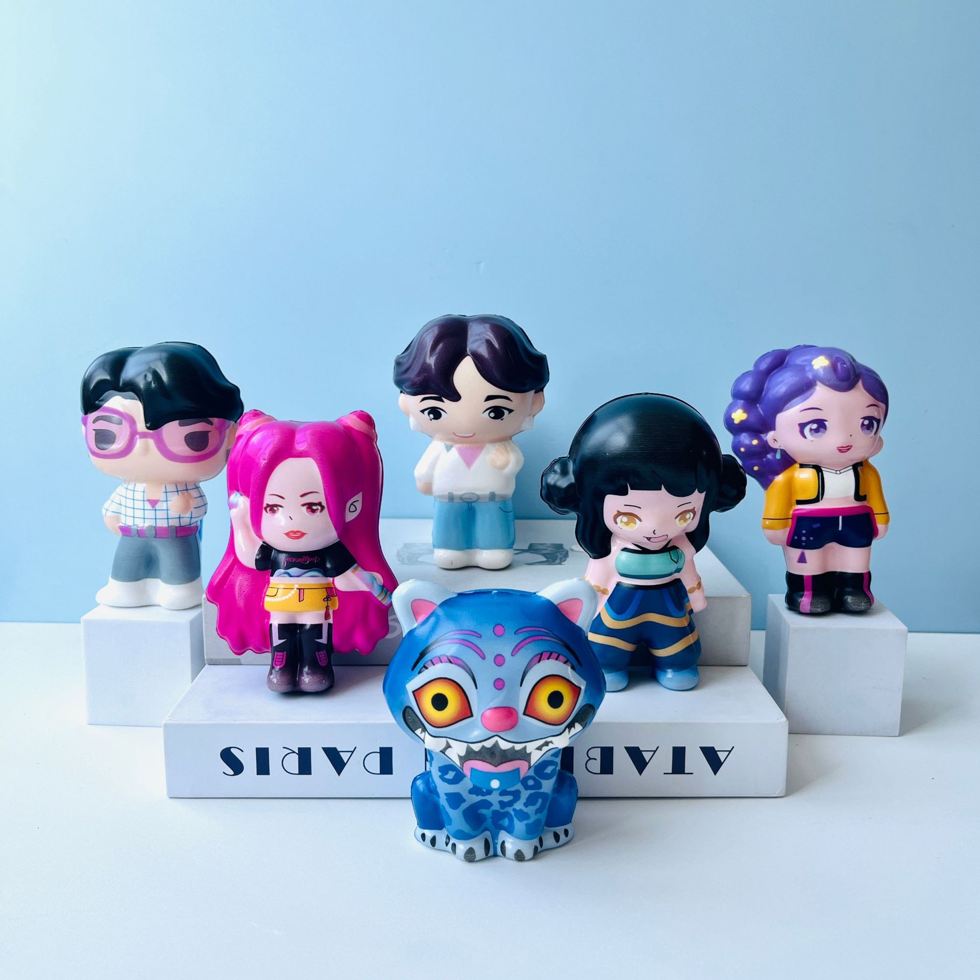 

Охотник на демонов K-pop Коллекционная фигурка Снятие стресса игрушка Игрушка для фанатов и коллекционеров