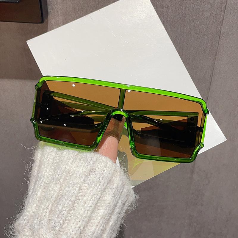 Vintage Retro Style Sunglasses Men Women Hollow Out Effect Trendy Men Sun Glasses European American Designer Sunglasses Women