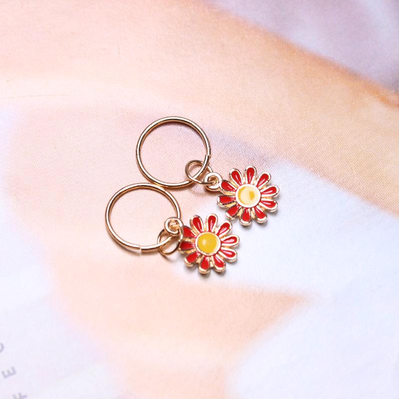 DIY Jewelry Accessories: Oil Drip Alloy Curved Daisy Chrysanthemum Headdress with Dirty Braids Hair Pendant