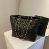 Versatile Foreign Style Chain Rhombus Indentation Tote Bag Women's Large-capacity Popular Trend Personalized Student Shoulder Bag