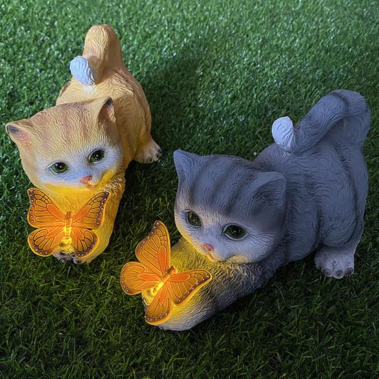 Solar Garden Cute Cat Statue with LED Butterfly Light Outdoor Waterproof Resin Sculpture for Porch Patio Balcony Lawn Yard Decor