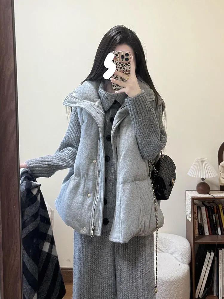 

Retro Three-Piece Winter Set: Grey Knitted Cardigan, Warm Cotton Vest, and Cozy Pants XL
