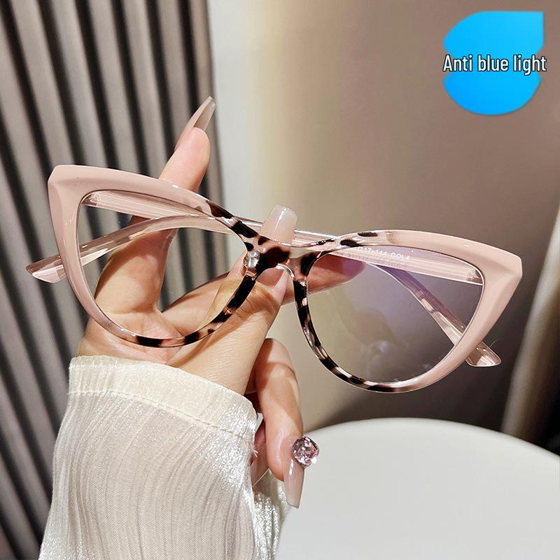 Retro Cat-Eye Color Block Women's Anti-Blue Light Glasses - Fashionable Large Frames, Lens Compatible, Trendy.