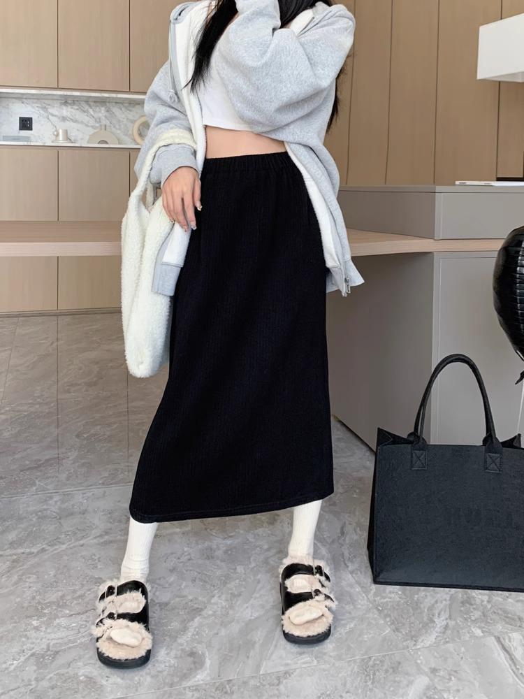 

Женская вельветовая юбка А-силуэта с разрезом сзади - Осень/Зима 2023 Корейская мода XL чёрный