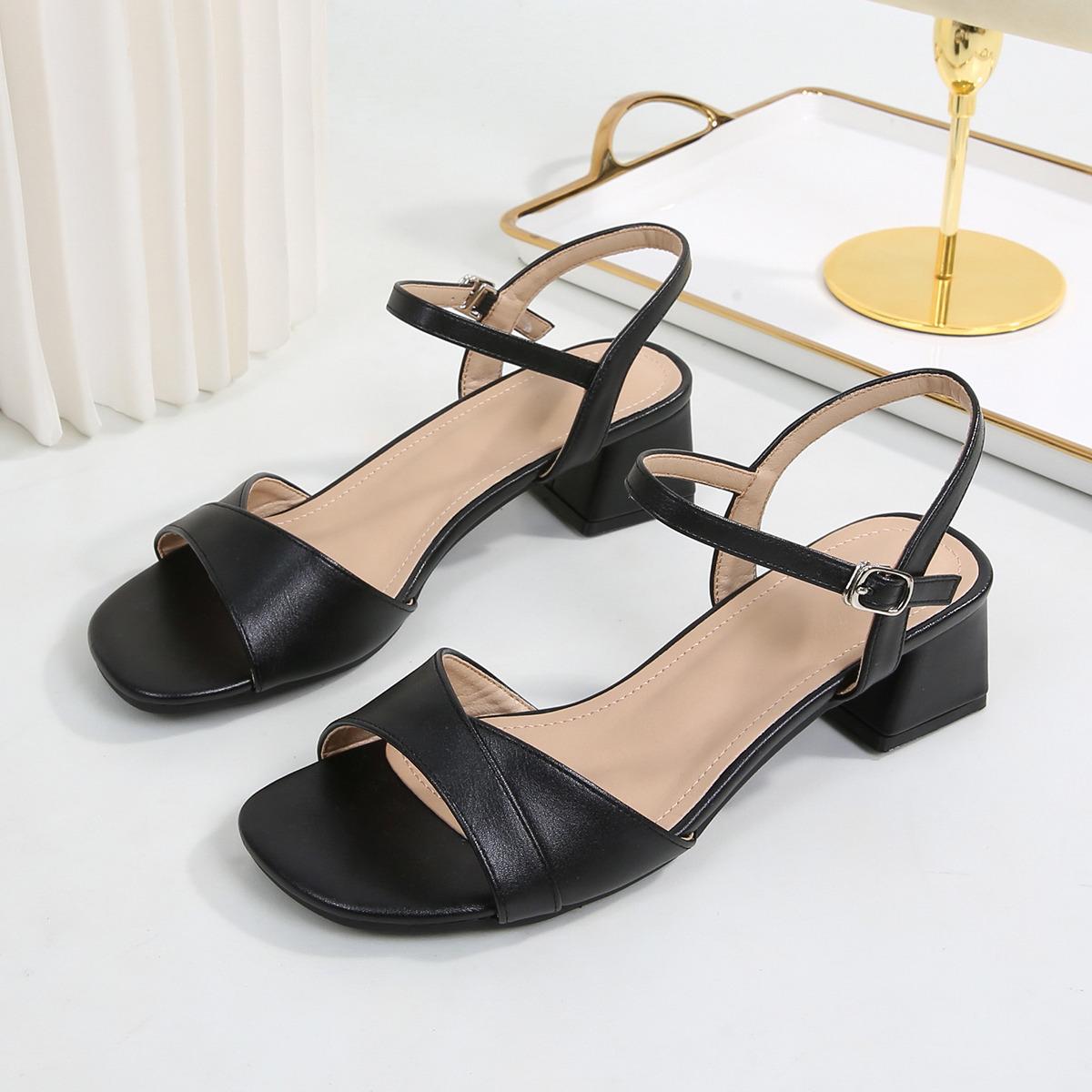 

Босоножки на платформе женские Босоножки на каблуке Temperament Босоножки женские Большие размеры Женская обувь 44 Толстый каблук Пряжка Высокие каблуки женские 37