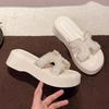 Light Luxury Beautiful Rhinestone Cool Slippers Women Wear New Spring and Summer Fashion Versatile Thick Bottom One-word Drag