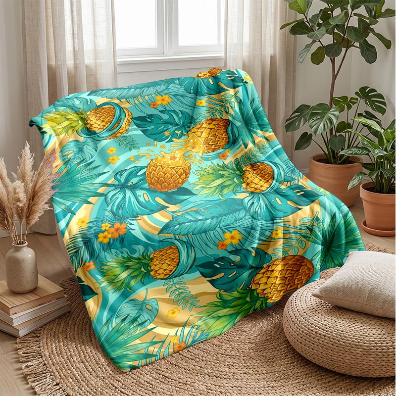 Tropical Pineapple Fantasy Theme Blanket Lightweight Warm Flannel Blanket Decorative Throw Blanket for Home Decoration