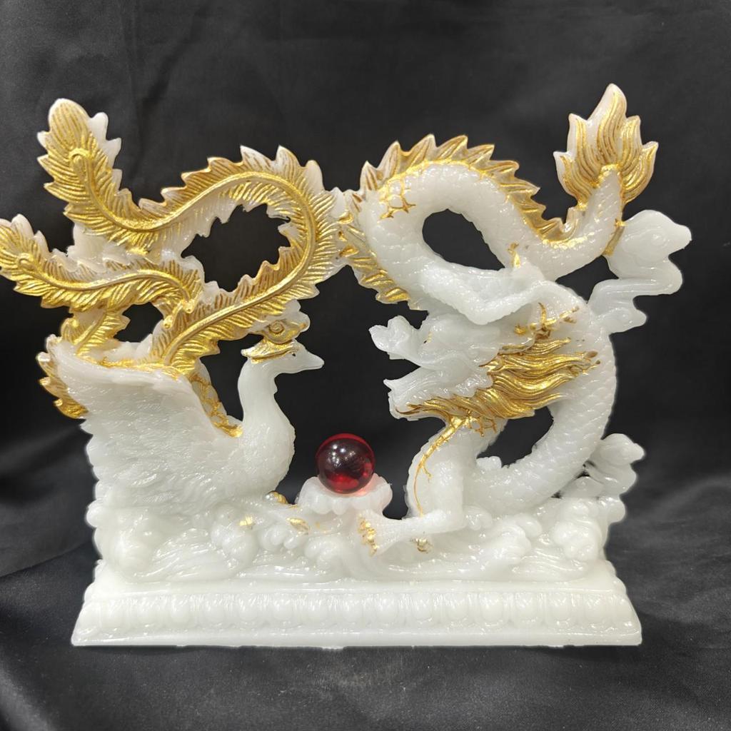 Leuchtende Drachen- und Phönix-Harzornamente