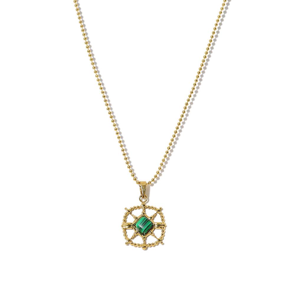French Retro Style 18K Gold Titanium Steel Necklace Inlaid With Malachite Pendant Women'S Collarbone Chain Necklace