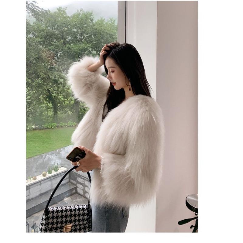 Winter new women's imitation fox fur coat daughter celebrity age reduction short fur coat