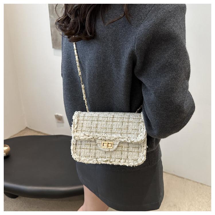 Women's Tweed Chain Small Square Bag Fashionable Single Shoulder Crossbody Bag Vintage Minimalist Handbag