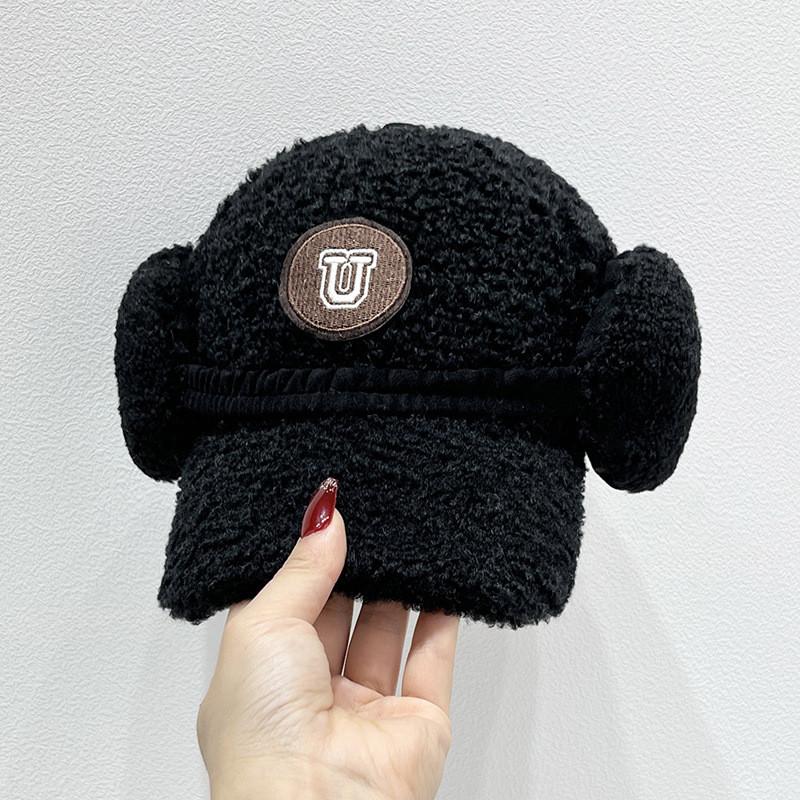 Winter Sheep Fur Baseball Cap For Women With Embroidered U Letter And Ear Protection