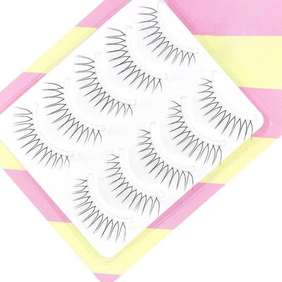 Trendige künstliche Wimpern, geruchlos, mit klarem Wurzel-Charme