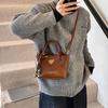 New 2025 premium retro women's portable bucket bag versatile commuter messenger bag