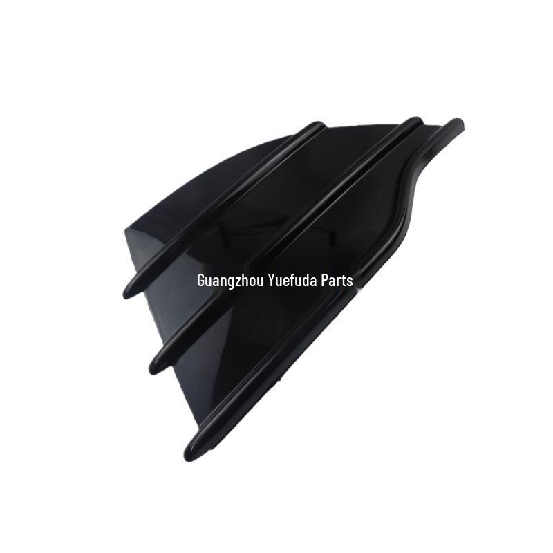 Накладка на противотуманную фару для американской модели Ford Kuga/Escape 13-го модельного года Right Side