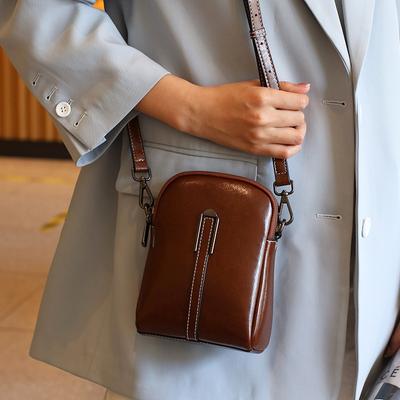 Sommer-Handytasche für Damen, Umhängetasche aus Ölwachs-Rindsleder, modische und lässige Schultertasche, kleine Muschel-Geldbörse für Damen